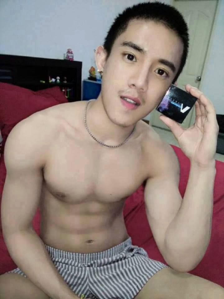 เลียแป๊บนะ