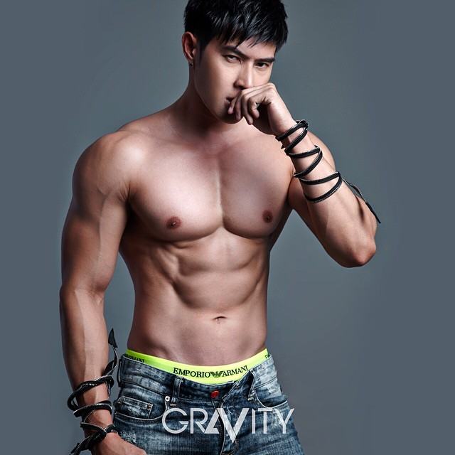 หนุ่มๆหุ่นแซ่บ @GRAVITY_WORLDเพราะโลกนี้ต้องมีแรงดึงดูด