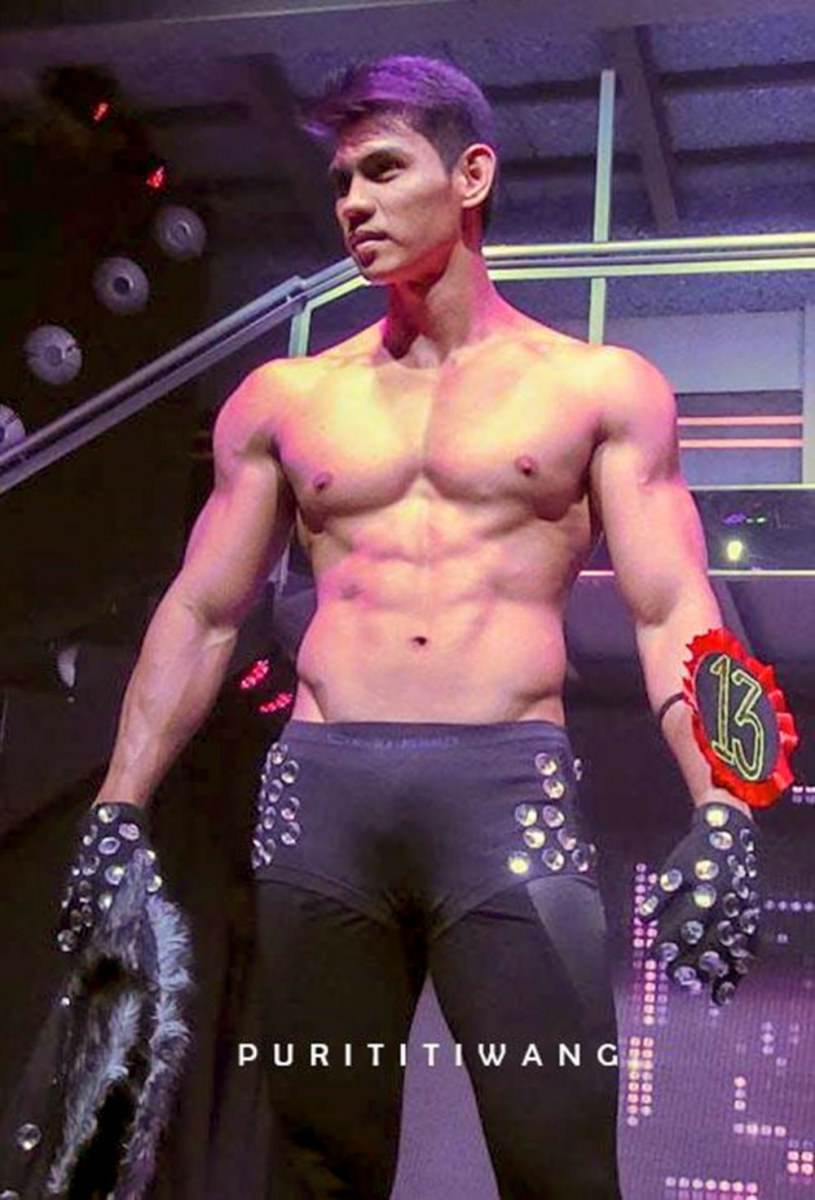 หนุ่มปินส์+Bikini