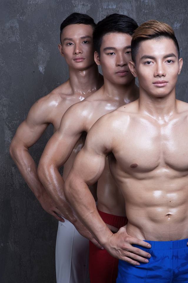 3หนุ่มนักยิมนาสติก