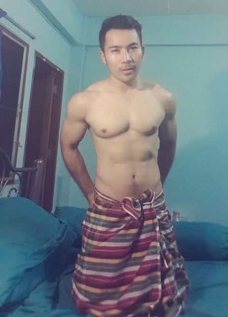 เลียแบบบ้านๆ