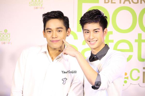 คู่จิ้น เงิน & ออกัส ใน Lovesick The Series 1-2