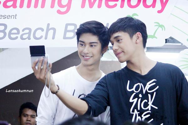 คู่จิ้น เงิน & ออกัส ใน Lovesick The Series 1-2
