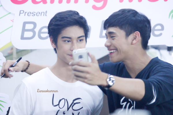 คู่จิ้น เงิน & ออกัส ใน Lovesick The Series 1-2