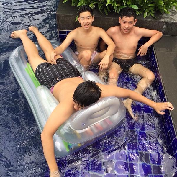 แวะฟินระหว่างงาน อิิ