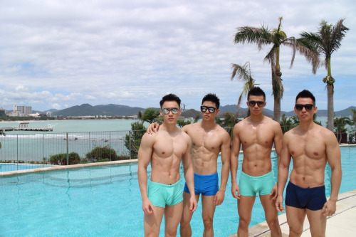 ก่อนเทียงพาเพลิน
