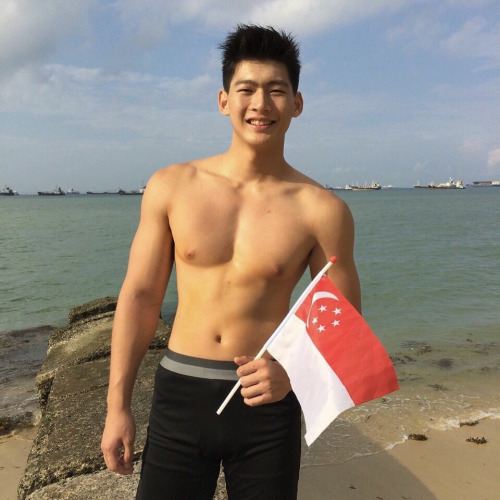 ก่อนเทียงพาเพลิน