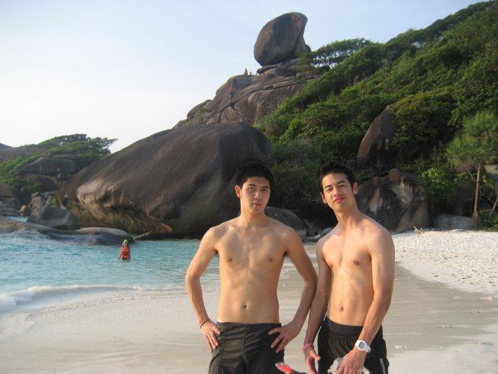 รวมภาพ เป๋า วฤธ หงส์นันทน์ พระรอง"เพื่อนรักเพื่อนริษยา" หุ่นหล่อน่ากินแค่ไหนมาดู!