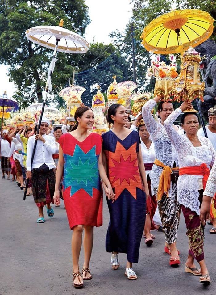 จุ๋ย วรัทยา & เจนี่ เทียนโพธิ์สุวรรณ @ เพื่อนเดินทาง vol.37 no.429 September 2015