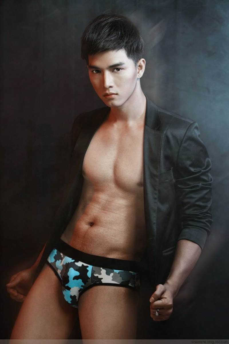 เต็มอิ่ม Philip Huynh