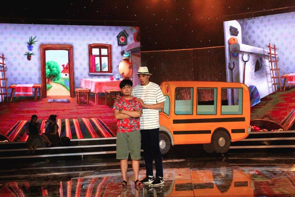 Koolcheng Trịnh Tú Trung - Reality show "Cùng Nhau Toả Sáng" 1st show