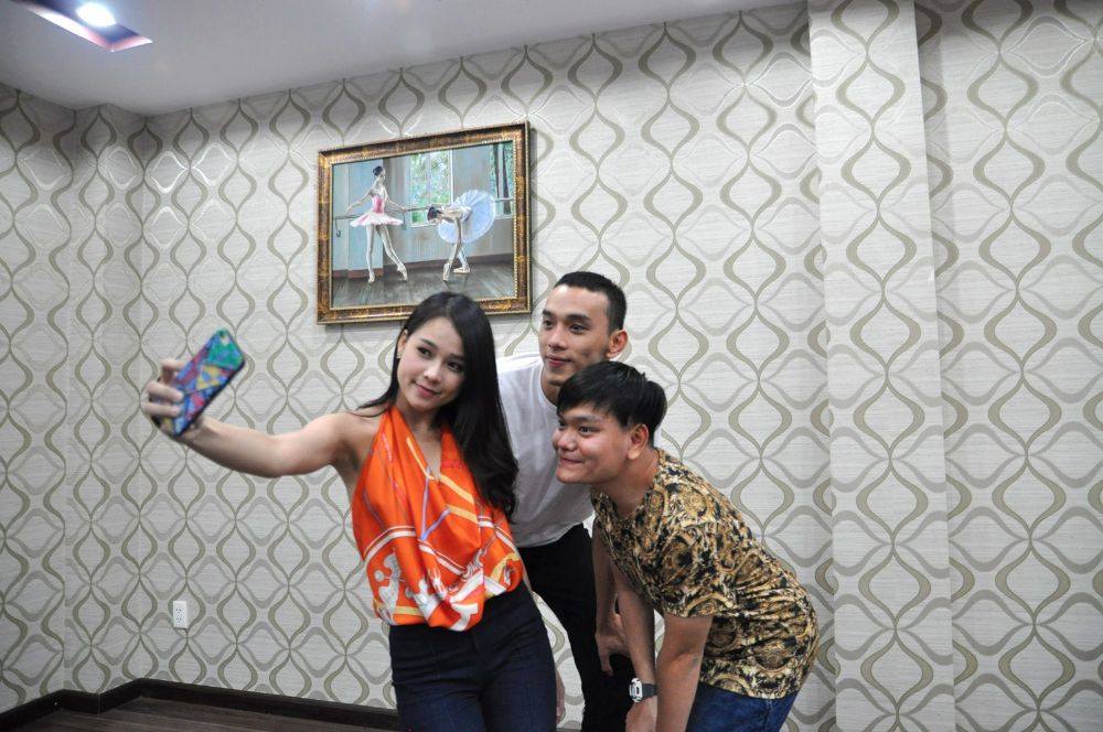 Koolcheng Trịnh Tú Trung - Reality show "Cùng Nhau Toả Sáng" 1st show