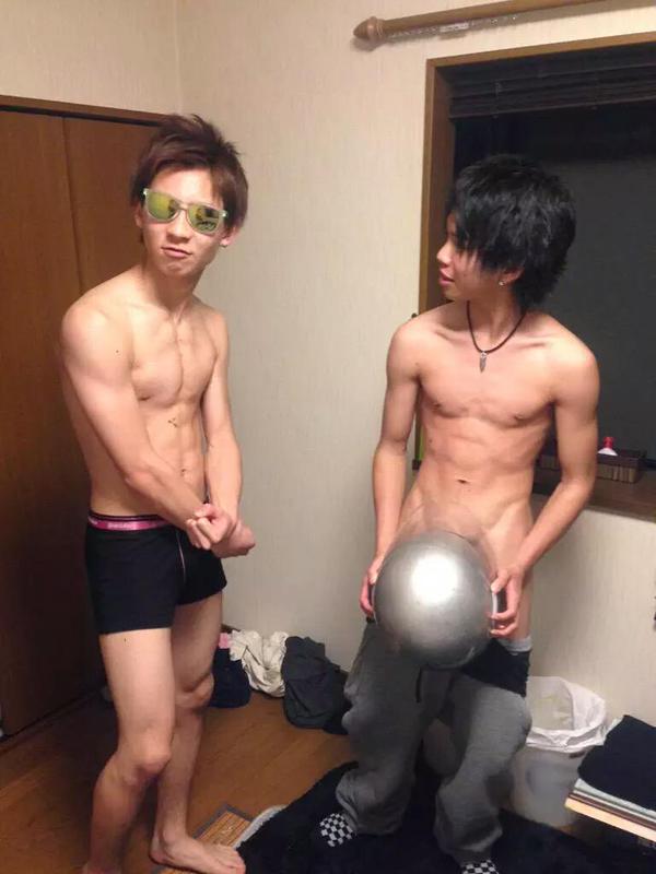 แซบยามเที่ยง