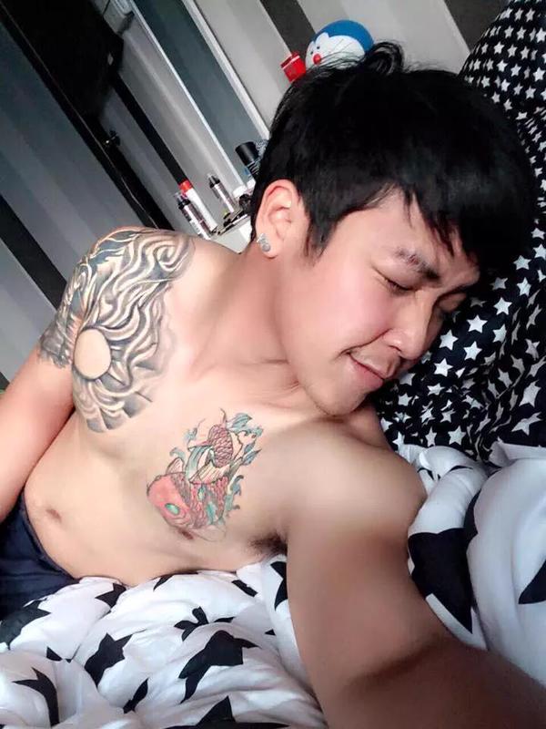 แซบยามเที่ยง