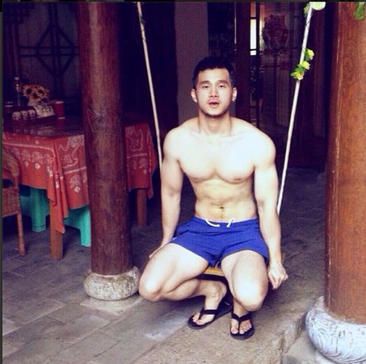 แซบยามเที่ยง