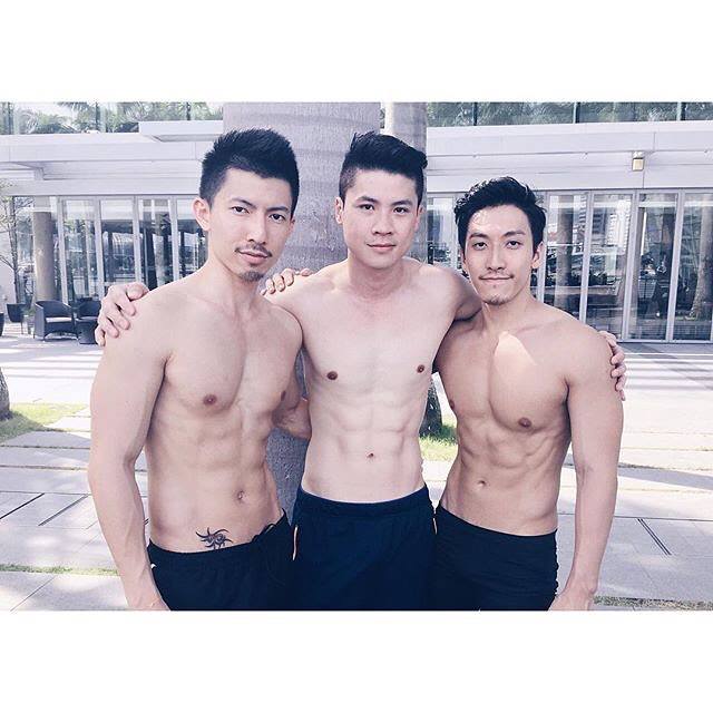 มาๆจะเลียให้ล้ม