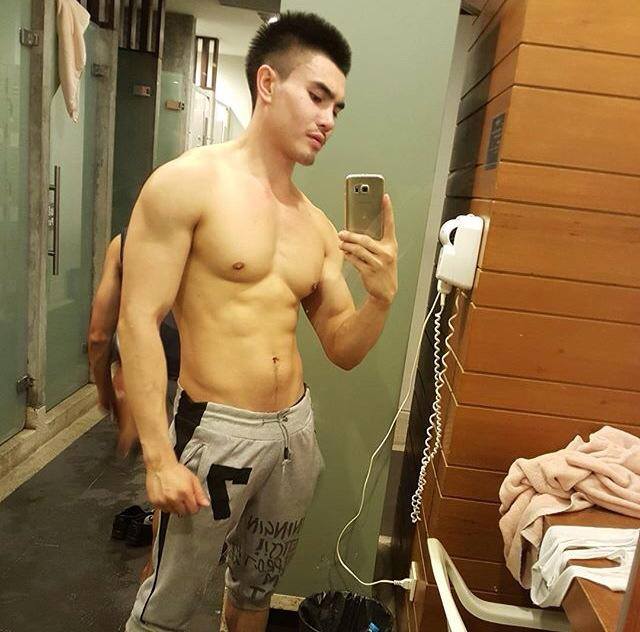 มาๆจะเลียให้ล้ม