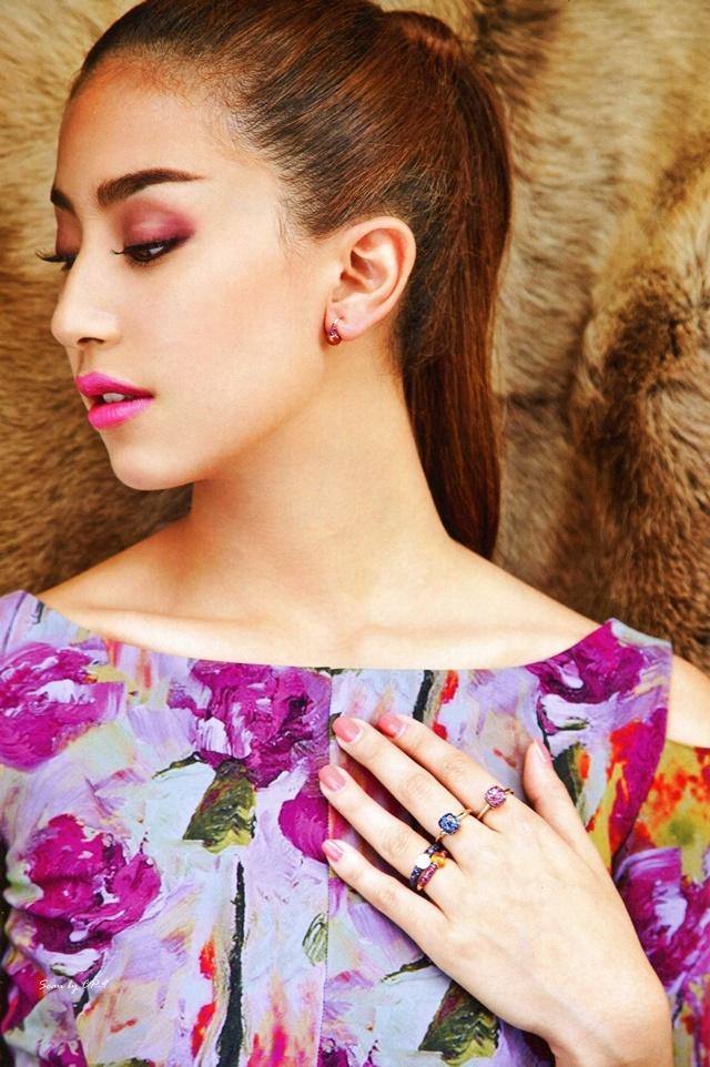 มิ้นต์-ชาลิดา @ พลอยแกมเพชร vol.24 no.567 September 2015