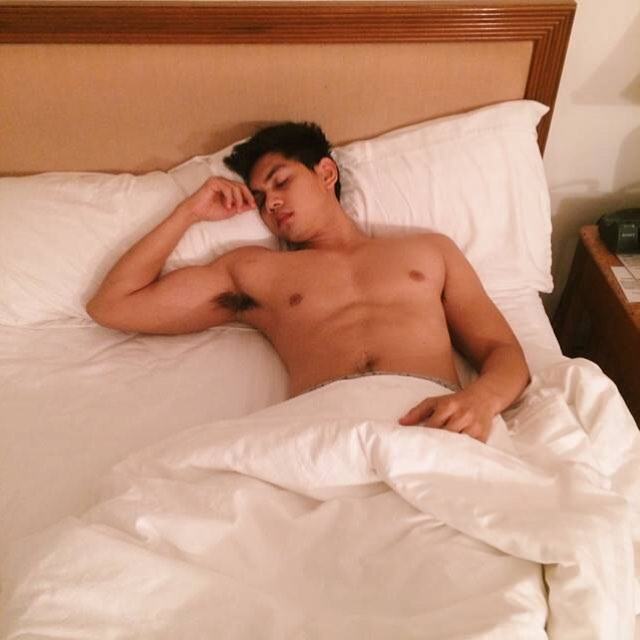 สูง ล่ำ Rob Rattapon