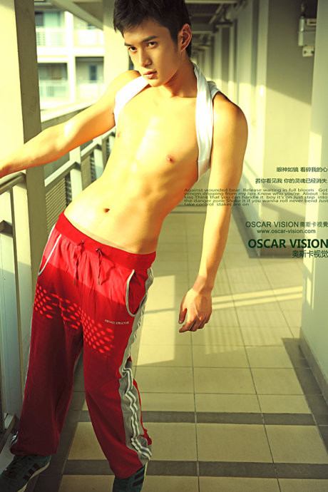 ขาวใสน่าเจี๊ยะ