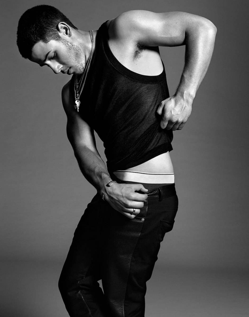 NICK JONAS ยอมแล้ววววววทูนหัว >,,<