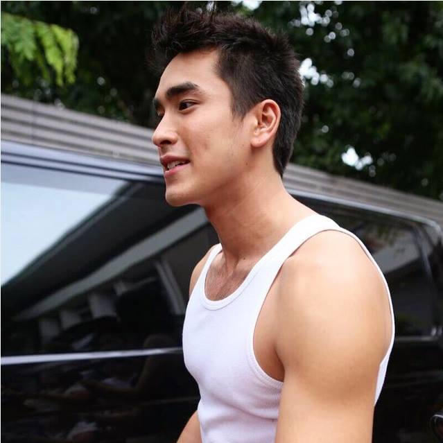 น่าเลียแบรจุง
