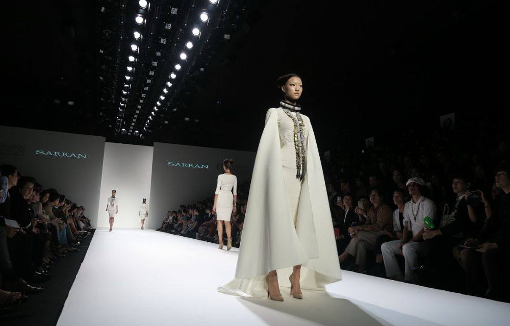 OPEN SHOW THE ULTIMATE ELLE FASHION WEEK THAILAND 2015