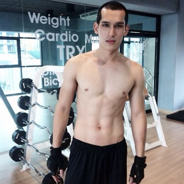 ดีเจป๊อบ อจิรงค์ เดชไกรศักดิ์ FRESZ 91.5 FM
