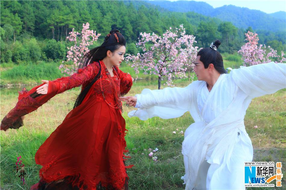 Hua Qian Gu《花千骨》2014 part137