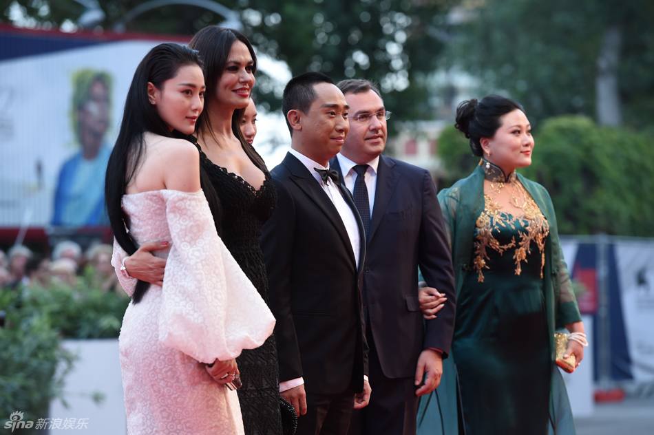 Viann Zhang สวย เจิดจรัส @Venice International Film Festival 2015