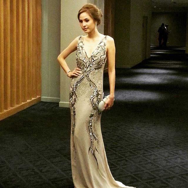 ขวัญ อุษามณี สวย เลอค่า เจิดจรัส @งานประกาศผลรางวัล Maya Awards 2015