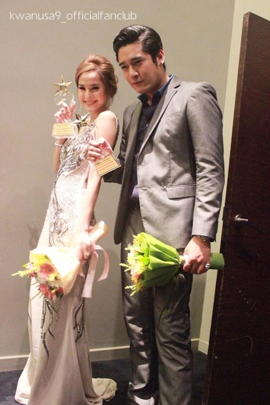 ขวัญ อุษามณี สวย เลอค่า เจิดจรัส @งานประกาศผลรางวัล Maya Awards 2015