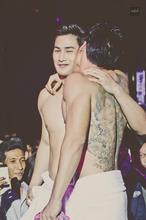 หนุ่ม @It's 3Some thing