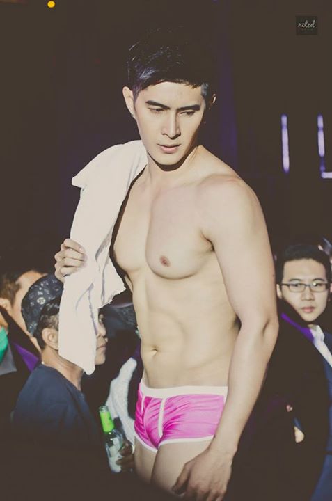 หนุ่ม @It's 3Some thing