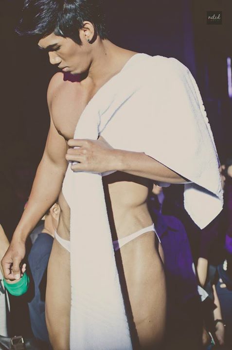 หนุ่ม @It's 3Some thing