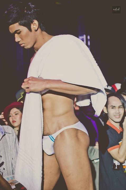 หนุ่ม @It's 3Some thing