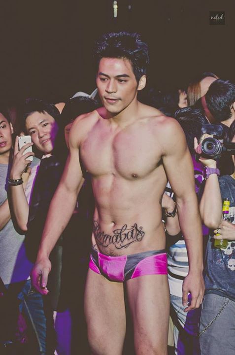 หนุ่ม @It's 3Some thing