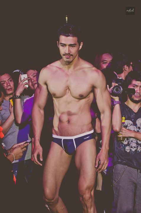 หนุ่ม @It's 3Some thing