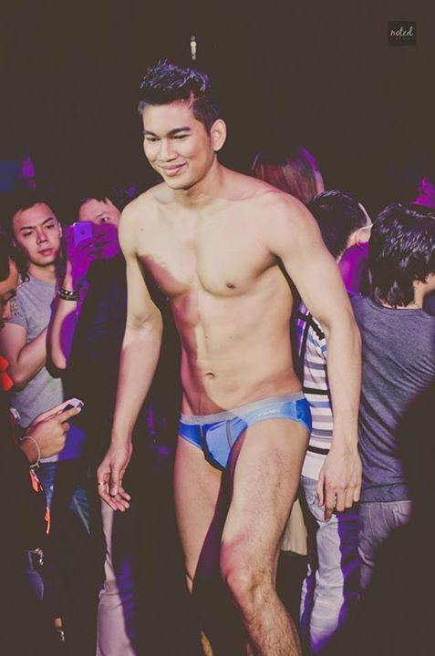 หนุ่ม @It's 3Some thing