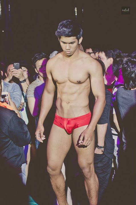 หนุ่ม @It's 3Some thing