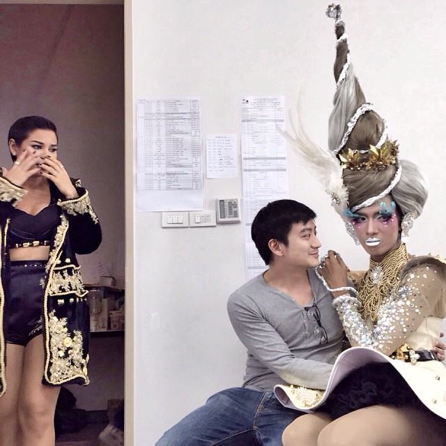 ส่อง IG มาดามมด (ท่องโลกผู้ชายของมาดามมด)