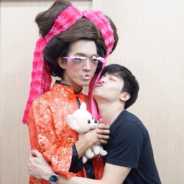 ส่อง IG มาดามมด (ท่องโลกผู้ชายของมาดามมด)