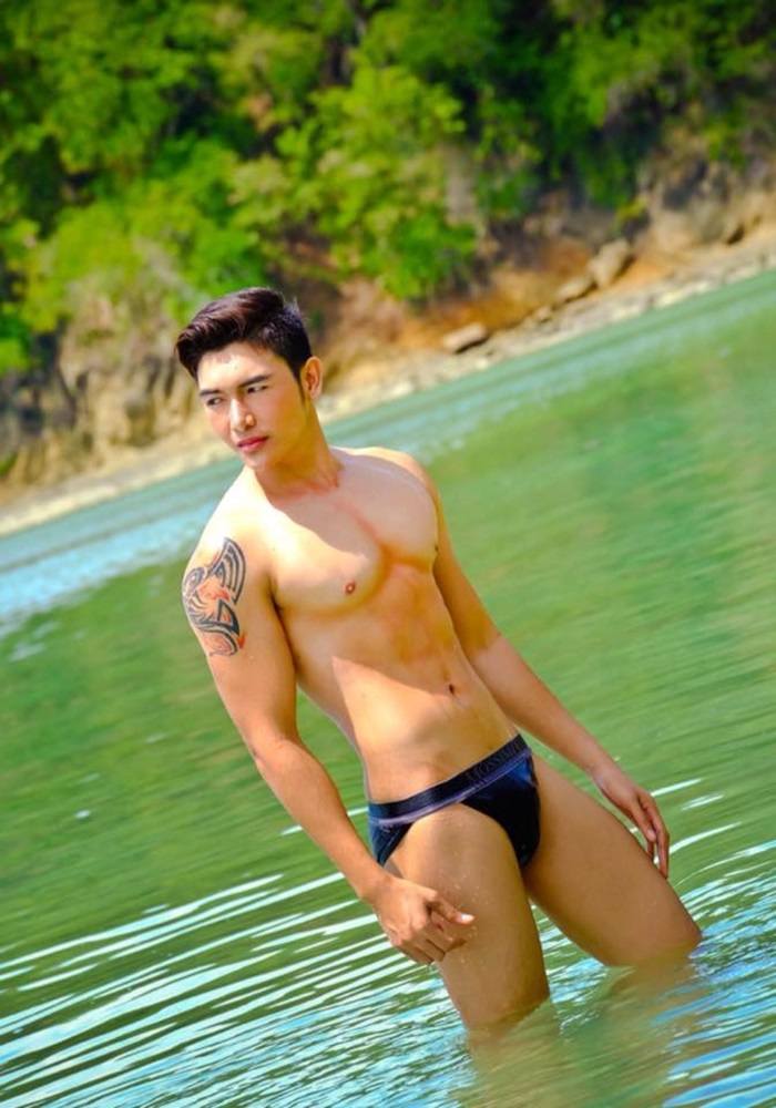 มื้อเที่ยง_