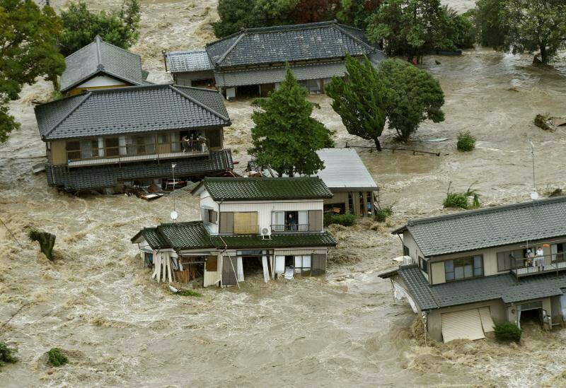 ประมวลภาพพายุไต้ฝุ่น"เอตาว&rsquo;"ถล่มตอนกลางและตะวันออกของญี่ปุ่น เสียหายหนัก วันที่ 10-9-2015