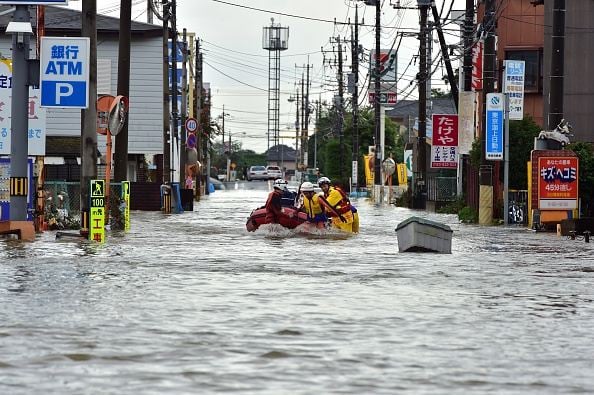 ประมวลภาพพายุไต้ฝุ่น"เอตาว&rsquo;"ถล่มตอนกลางและตะวันออกของญี่ปุ่น เสียหายหนัก วันที่ 10-9-2015