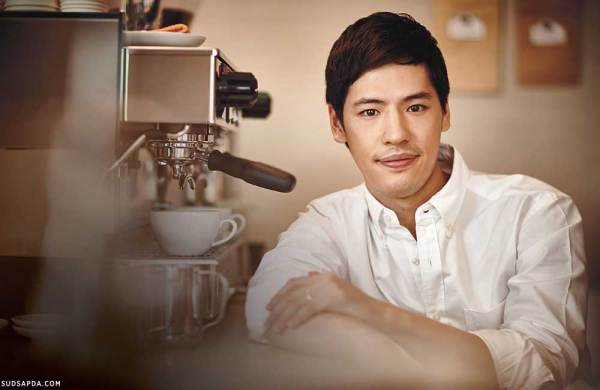 เผยโฉมบรรดาหนุ่มๆ บาริสต้า สุดหล่อ ตัวหอมกรุ่นกลิ่นกาแฟ