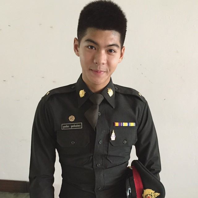 ส่อง IG ฟรีซ หนุ่มหล่อนักเรียนนายร้อย