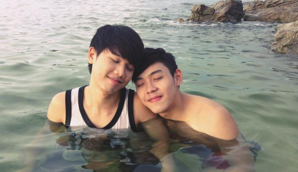 จุดเล็กๆที่เรียกว่า"ความสุข" กับบอยแบนด์ Next Gen