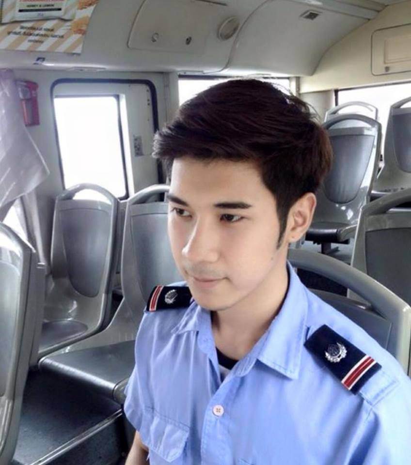แชร์กันใหญ่! กระเป๋ารถเมล์ ปอ.44 หล่อสะดุดตาผู้โดยสาร