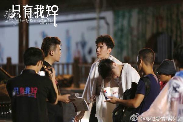 หนังเกย์ "like love 2 ถึงนายเป็นผู้ชาย...ฉันก็รัก" เลิฟซีนแซ่บๆ จากประเทศจีน